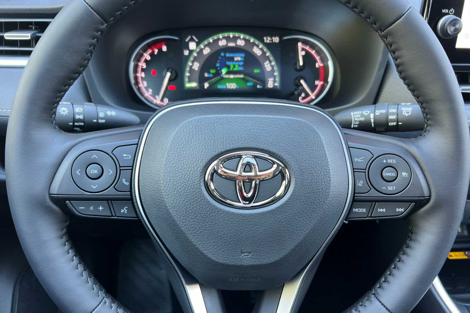 Thumbnail: 2025 Toyota RAV4 - 25