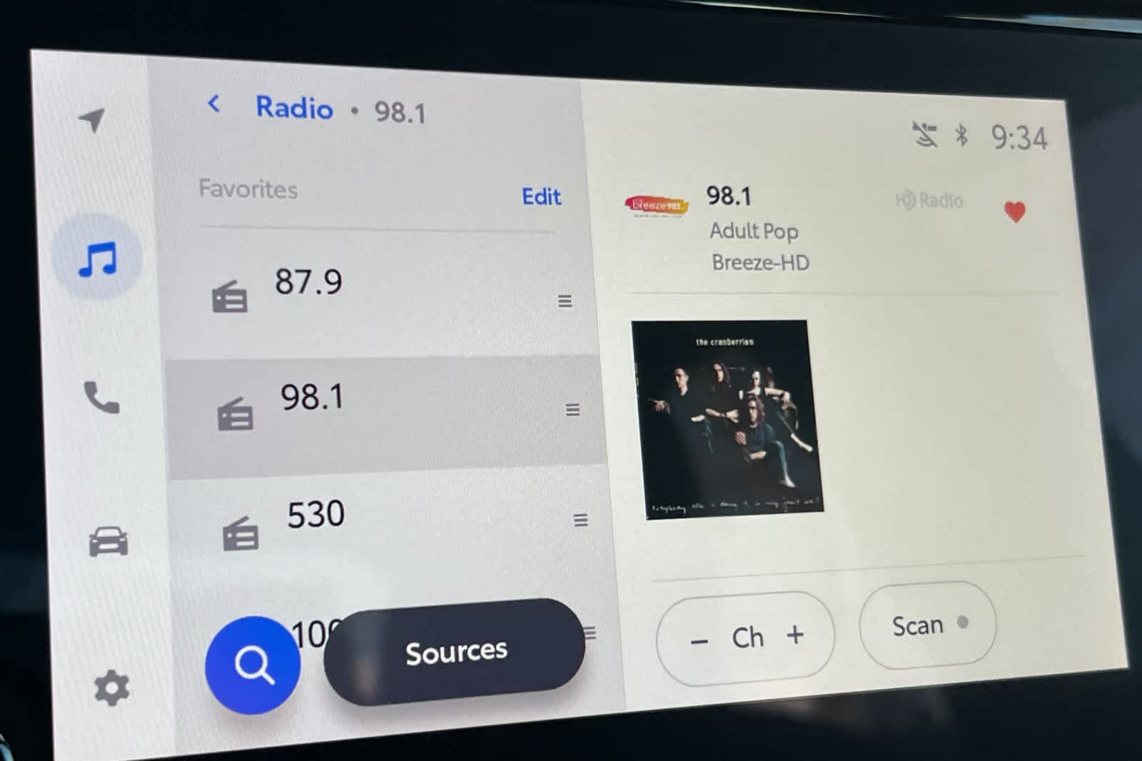 Thumbnail: 2023 Toyota Corolla - 18