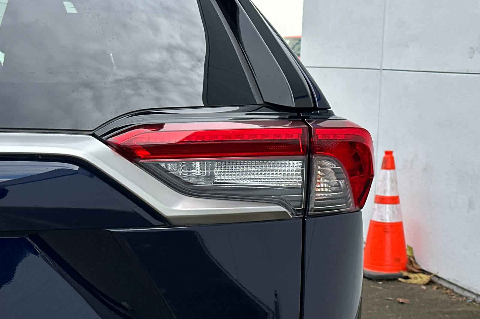 Thumbnail: 2024 Toyota RAV4 - 18