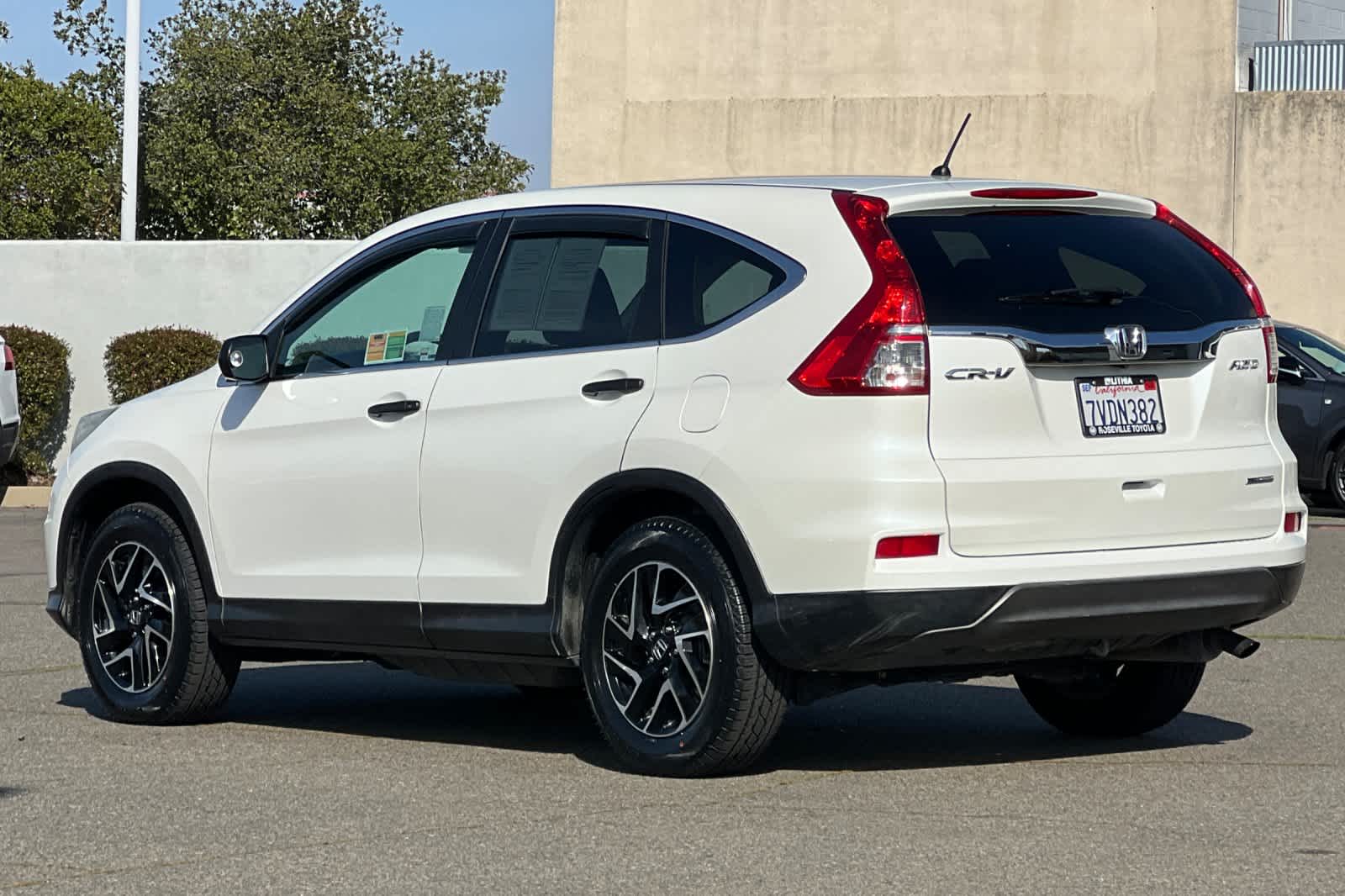 Thumbnail: 2016 Honda CR-V - 7