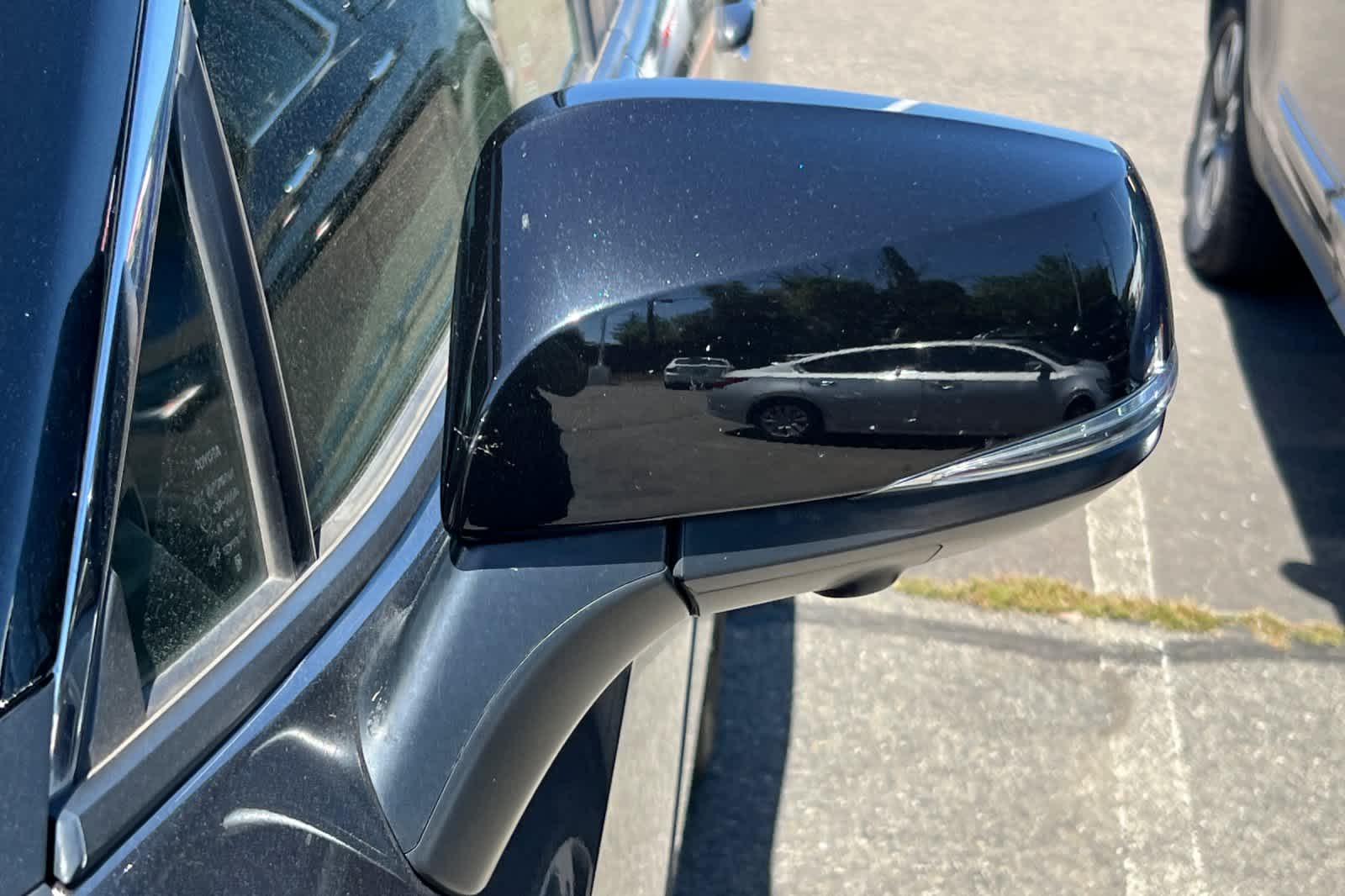 Thumbnail: 2023 Toyota RAV4 - 9