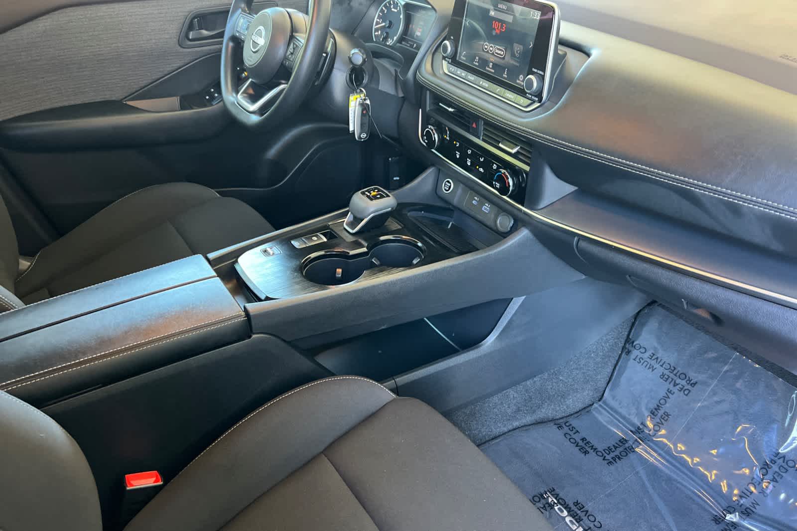 Thumbnail: 2023 Nissan Rogue - 17