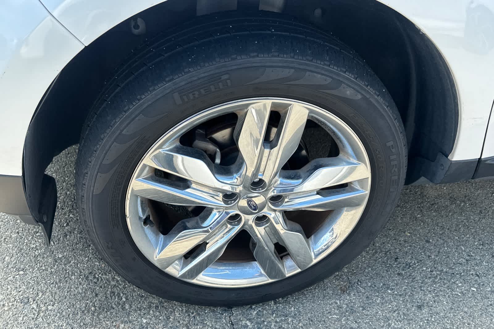 Thumbnail: 2013 Ford Edge - 10