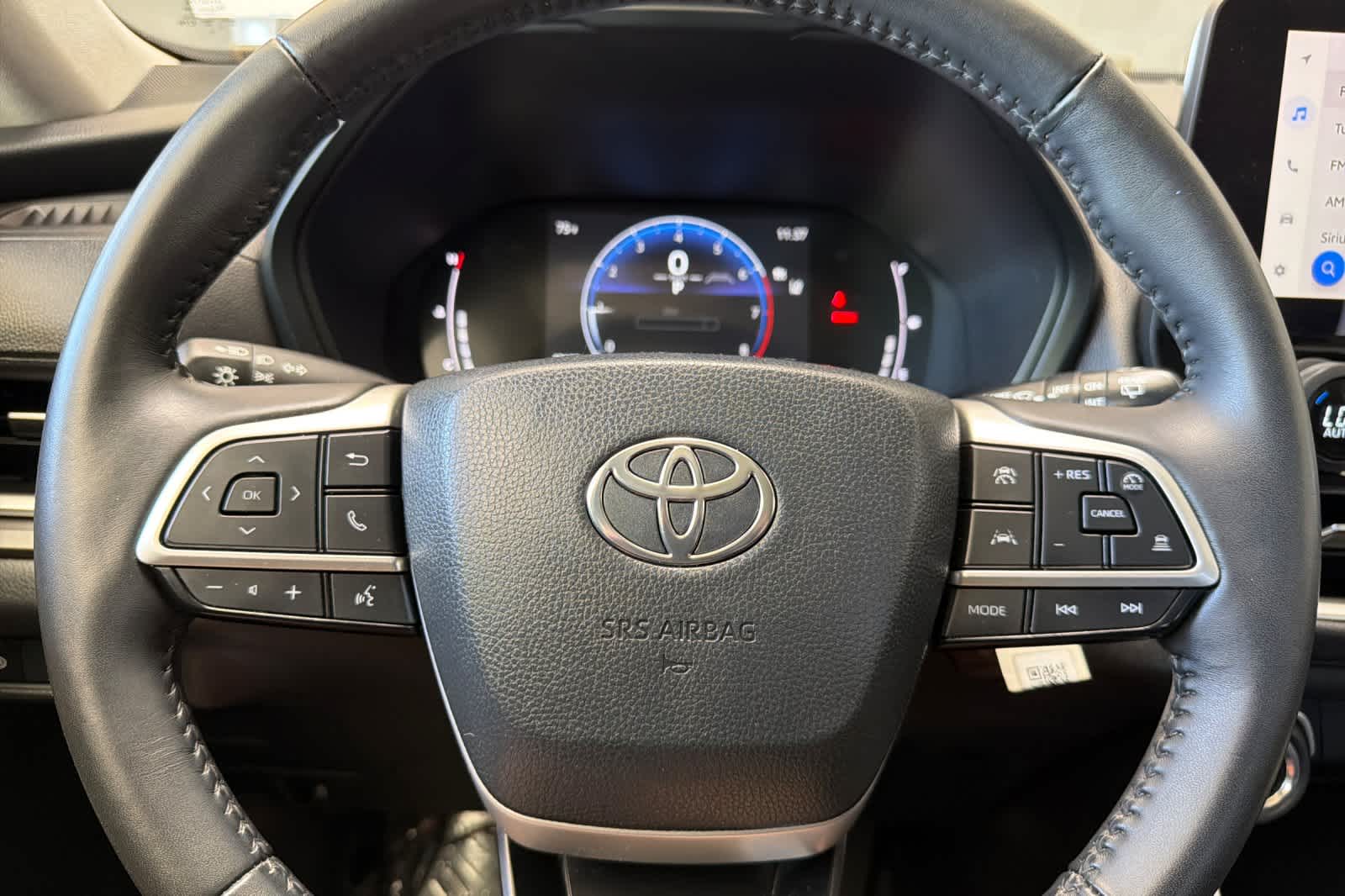 Thumbnail: 2024 Toyota Grand Highlander - 25