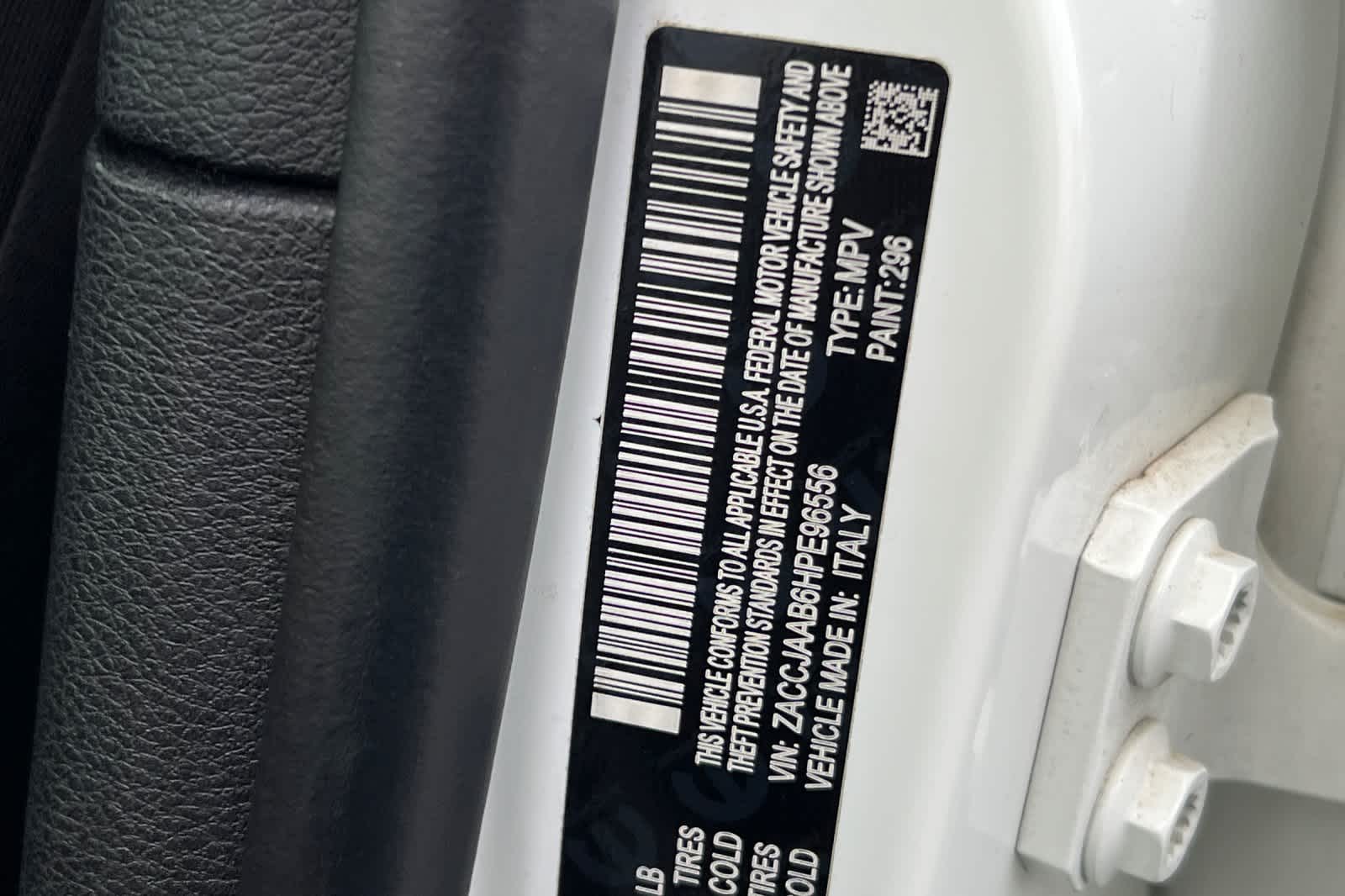 Thumbnail: 2017 Jeep Renegade - 30