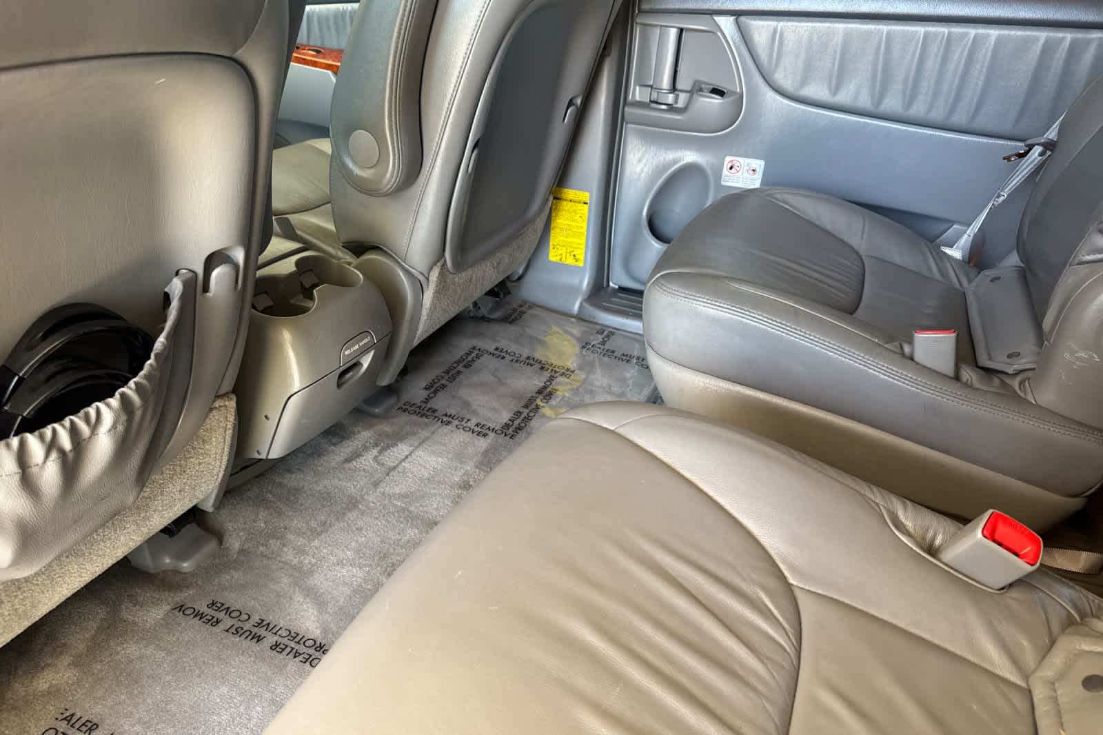 Thumbnail: 2010 Toyota Sienna - 4