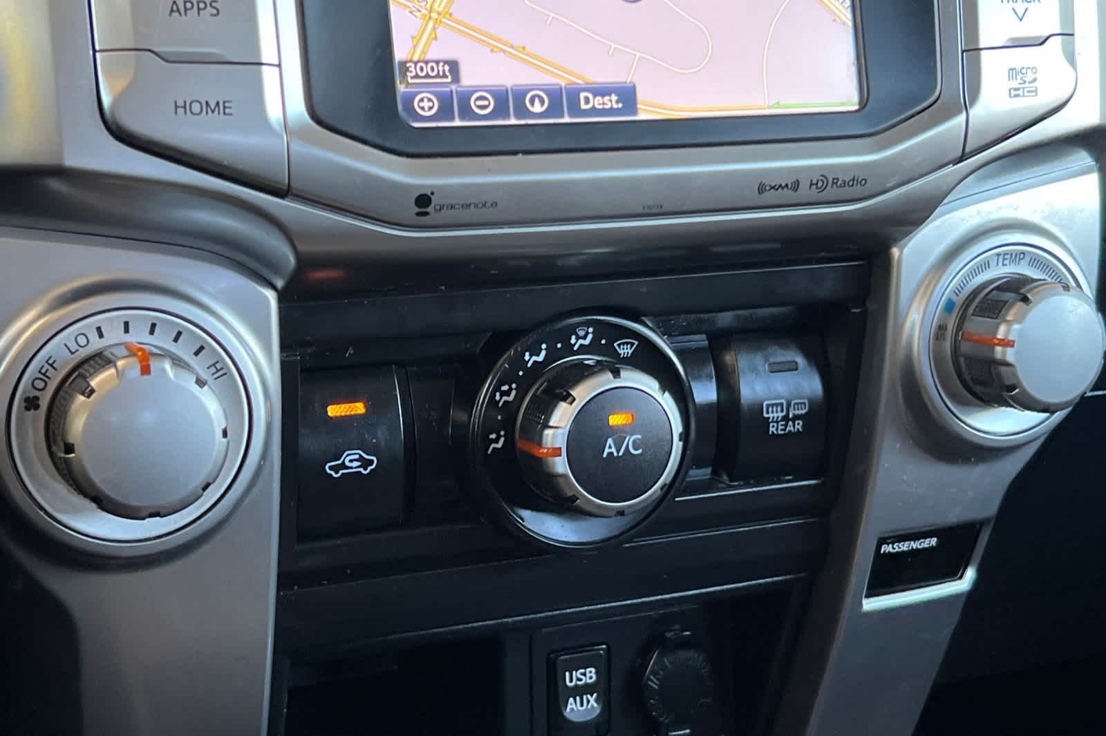 Thumbnail: 2018 Toyota 4Runner - 23