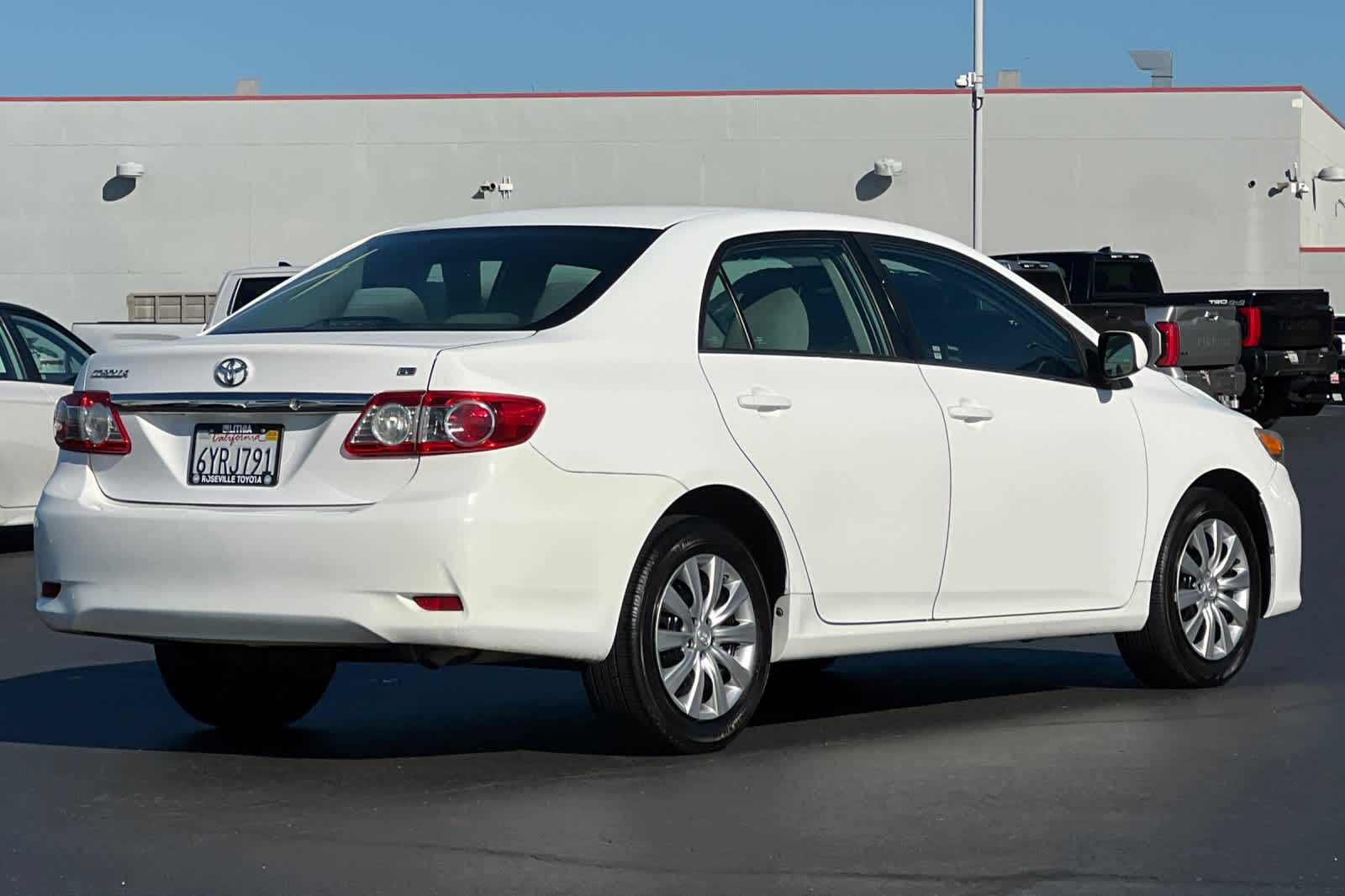 Thumbnail: 2013 Toyota Corolla - 2