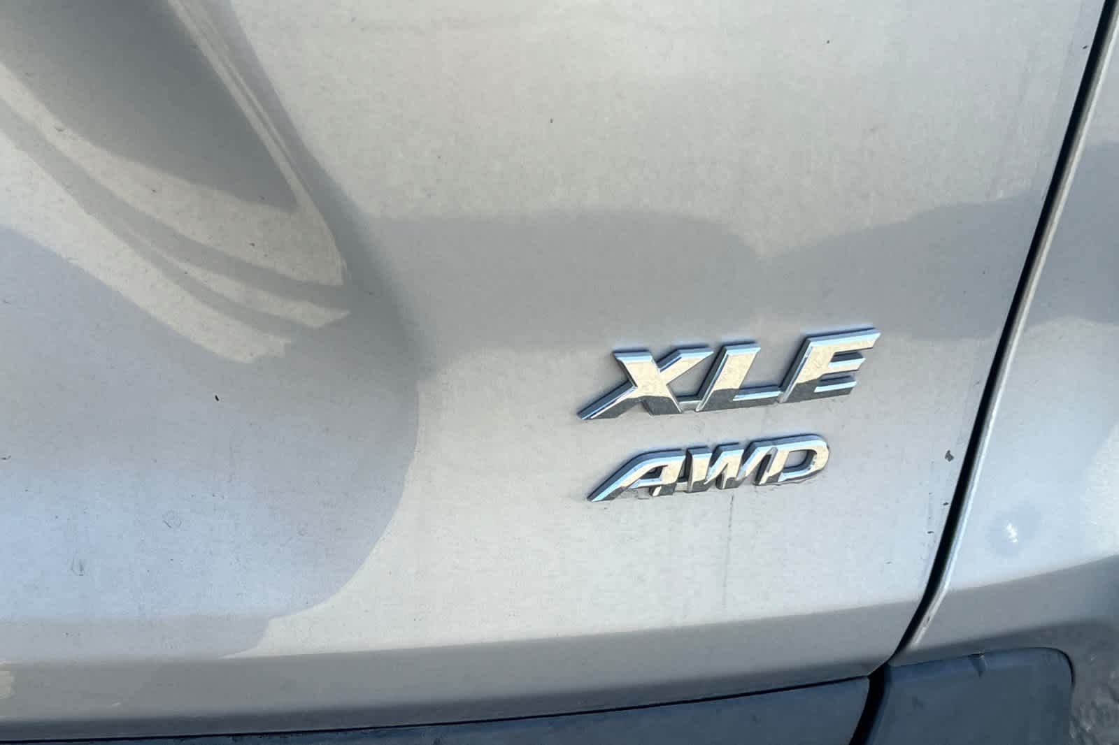 Thumbnail: 2022 Toyota RAV4 - 7