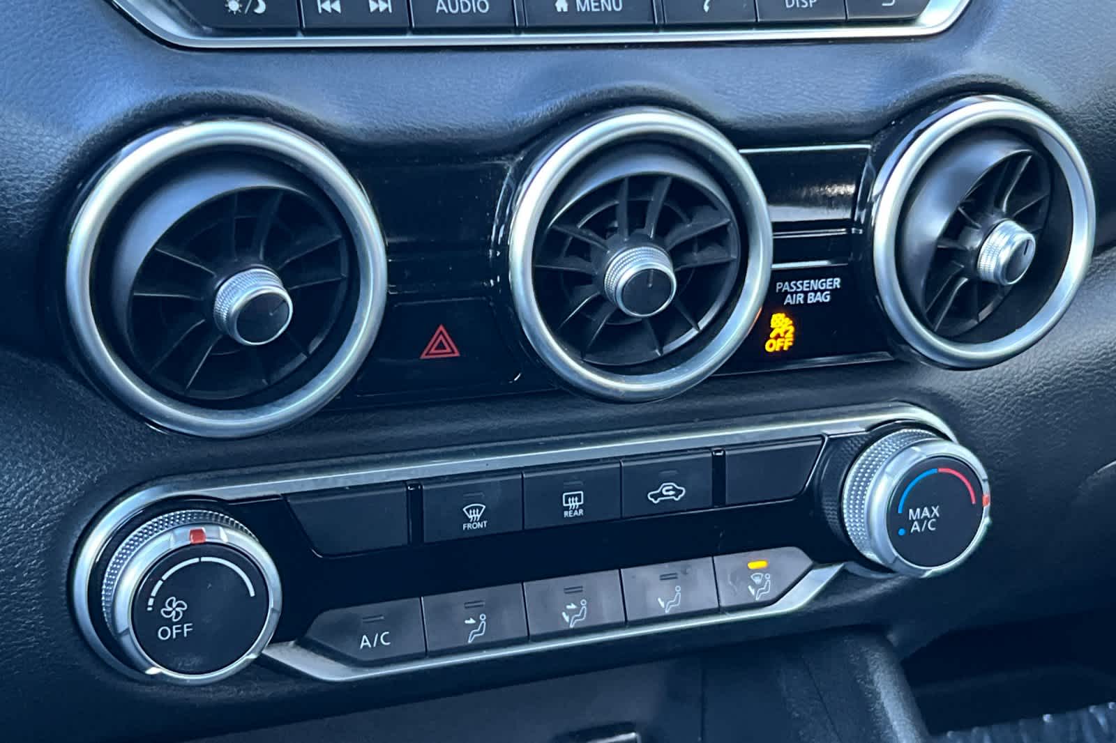 Thumbnail: 2020 Nissan Sentra - 20