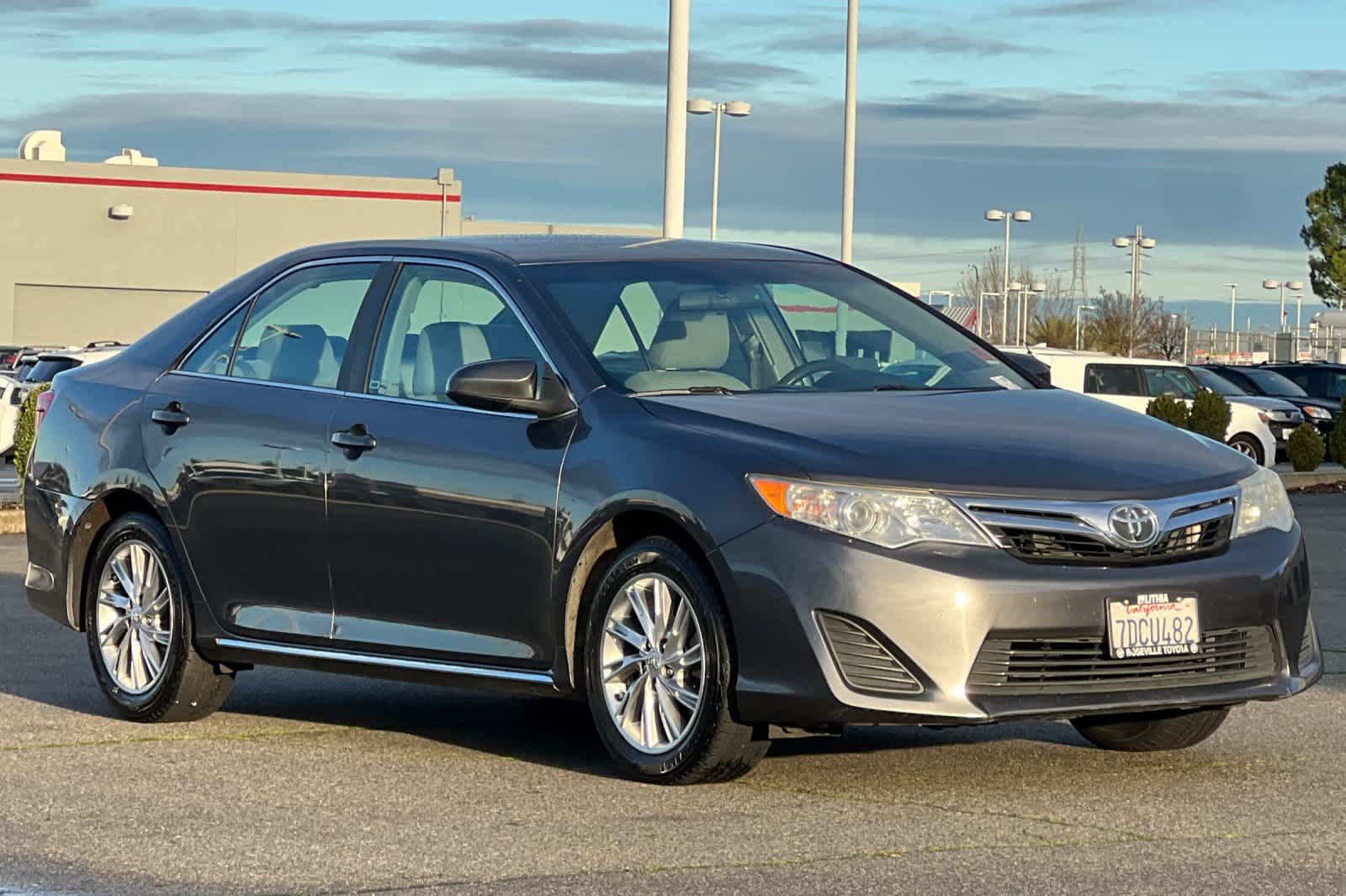 Thumbnail: 2014 Toyota Camry - 5