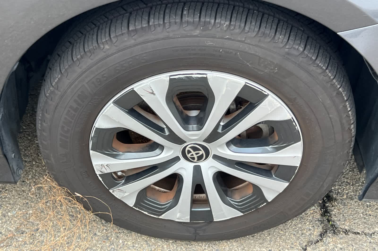 Thumbnail: 2021 Toyota Prius Prime - 12