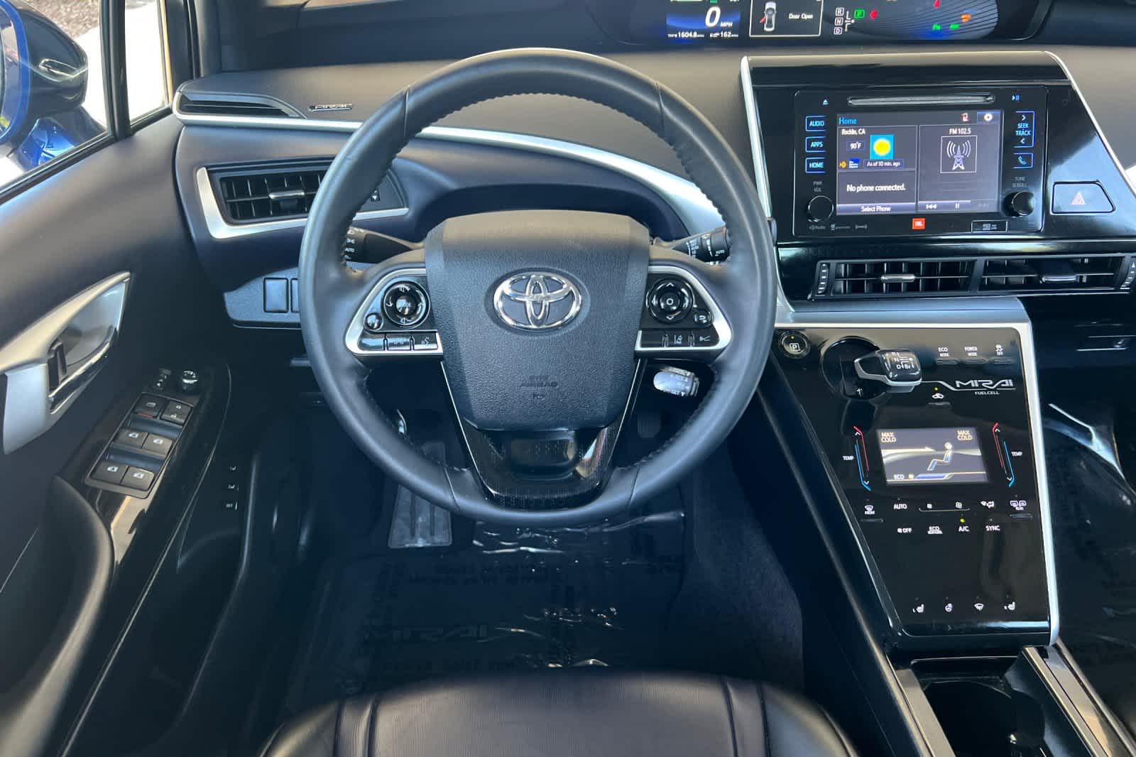 Thumbnail: 2017 Toyota Mirai - 15