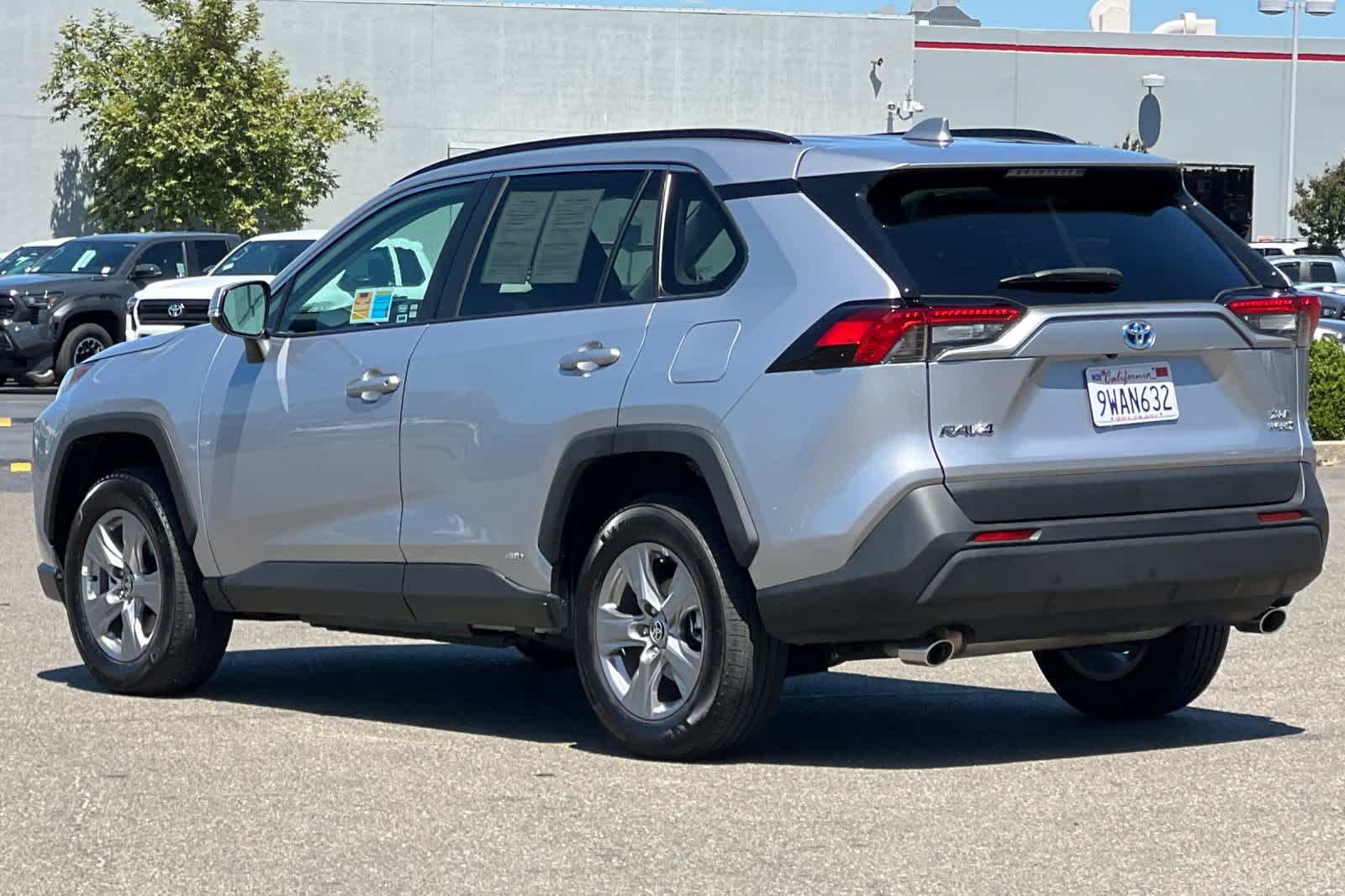 Thumbnail: 2024 Toyota RAV4 - 7