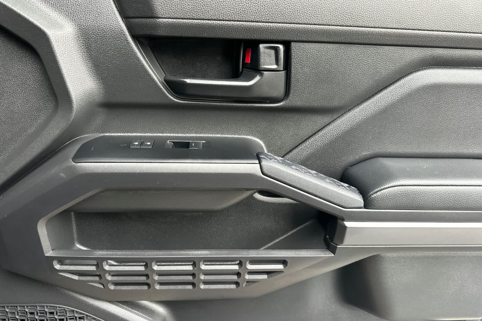 Thumbnail: 2024 Toyota Tacoma - 18