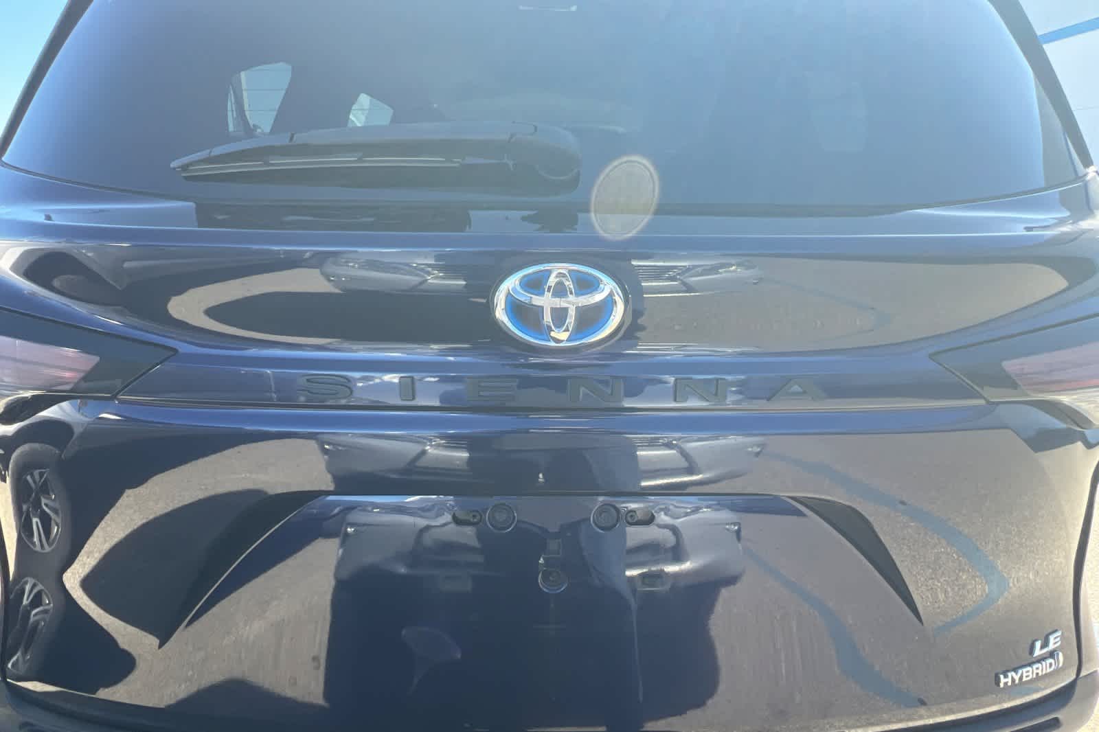Thumbnail: 2023 Toyota Sienna - 19