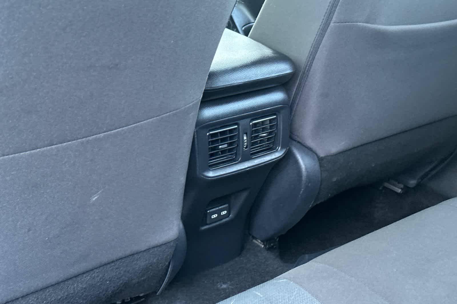 Thumbnail: 2025 Toyota RAV4 - 14