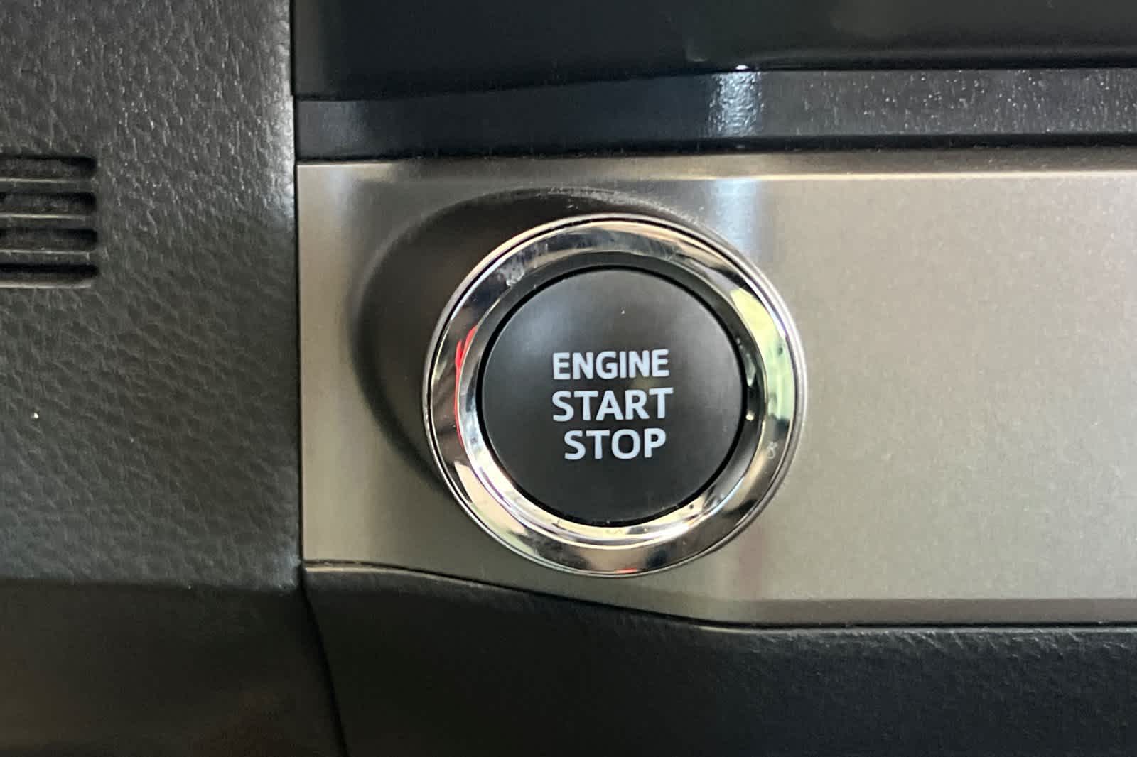 Thumbnail: 2023 Toyota Tacoma - 22