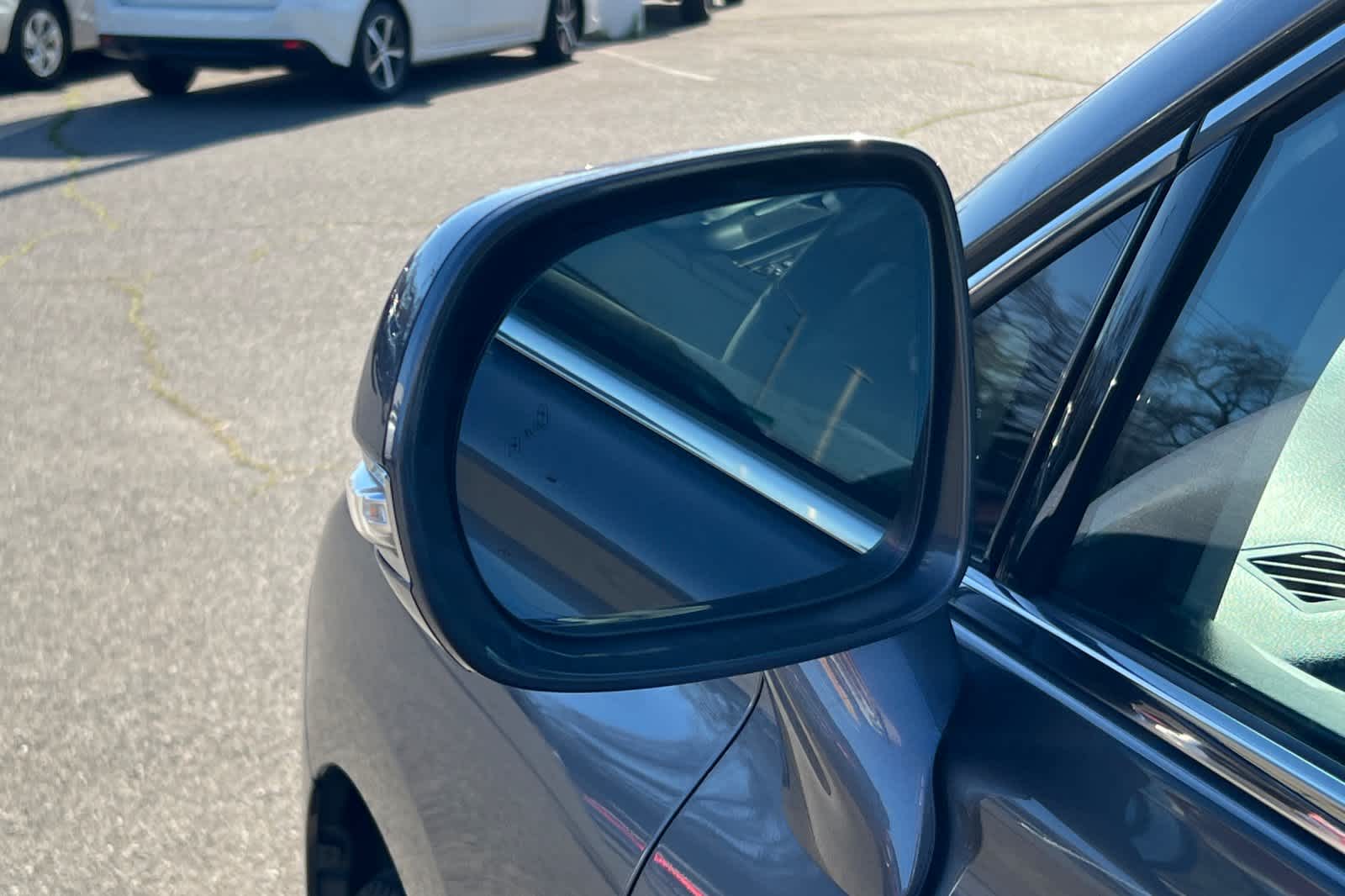 Thumbnail: 2015 Lexus RX - 20