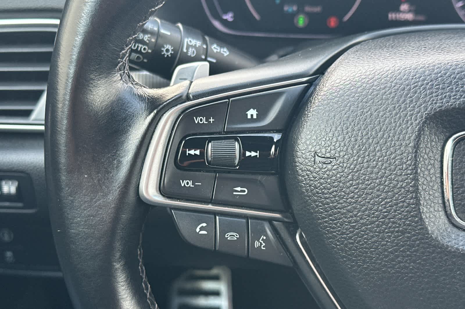 Thumbnail: 2018 Honda Accord - 25