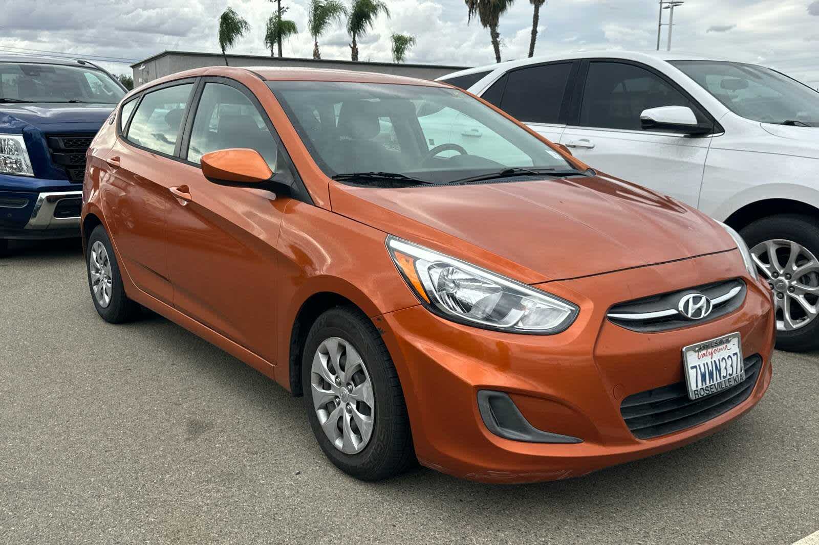 Thumbnail: 2017 Hyundai Accent - 3