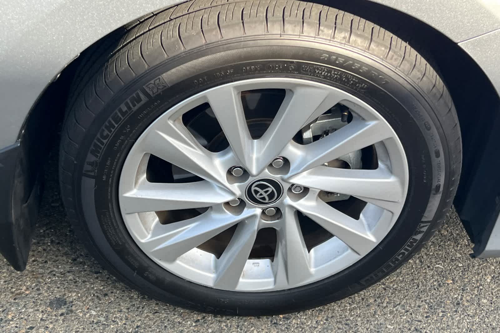 Thumbnail: 2024 Toyota Camry - 12