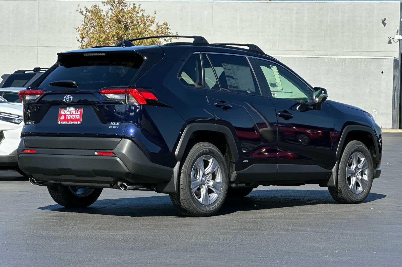 Thumbnail: 2025 Toyota RAV4 - 2