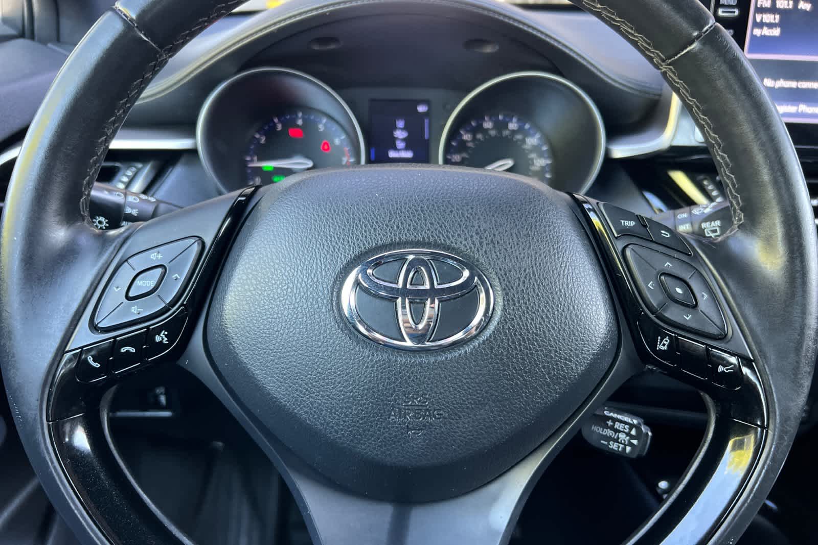 Thumbnail: 2019 Toyota C-HR - 23