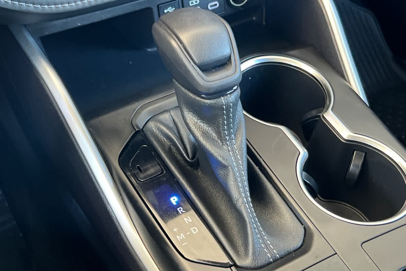 Thumbnail: 2023 Toyota Highlander - 24