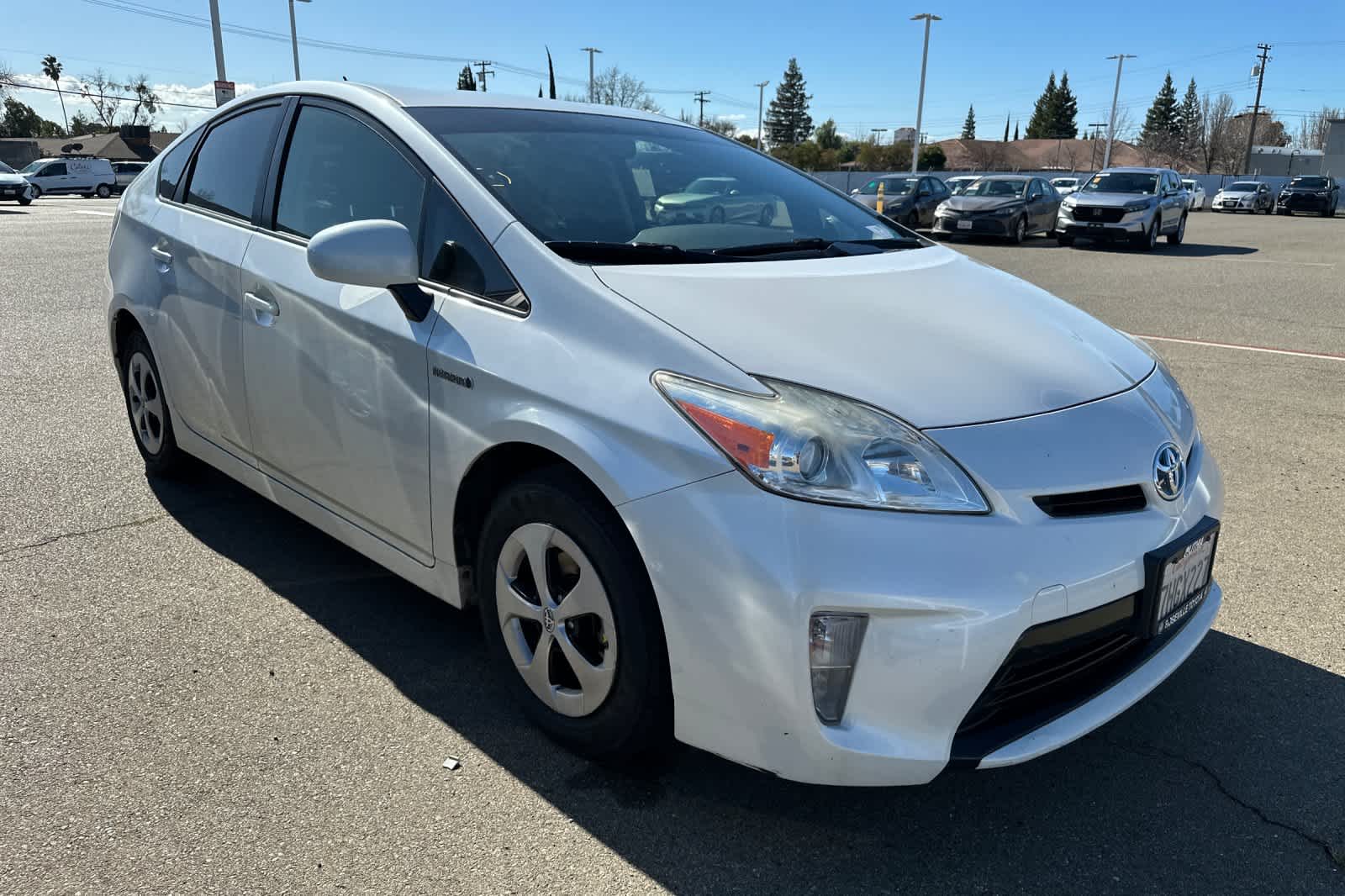 Thumbnail: 2015 Toyota Prius - 3