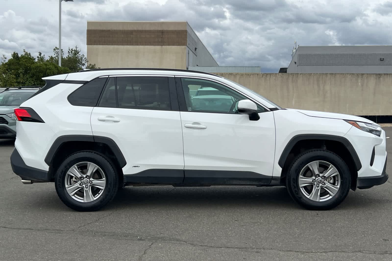 Thumbnail: 2024 Toyota RAV4 - 6