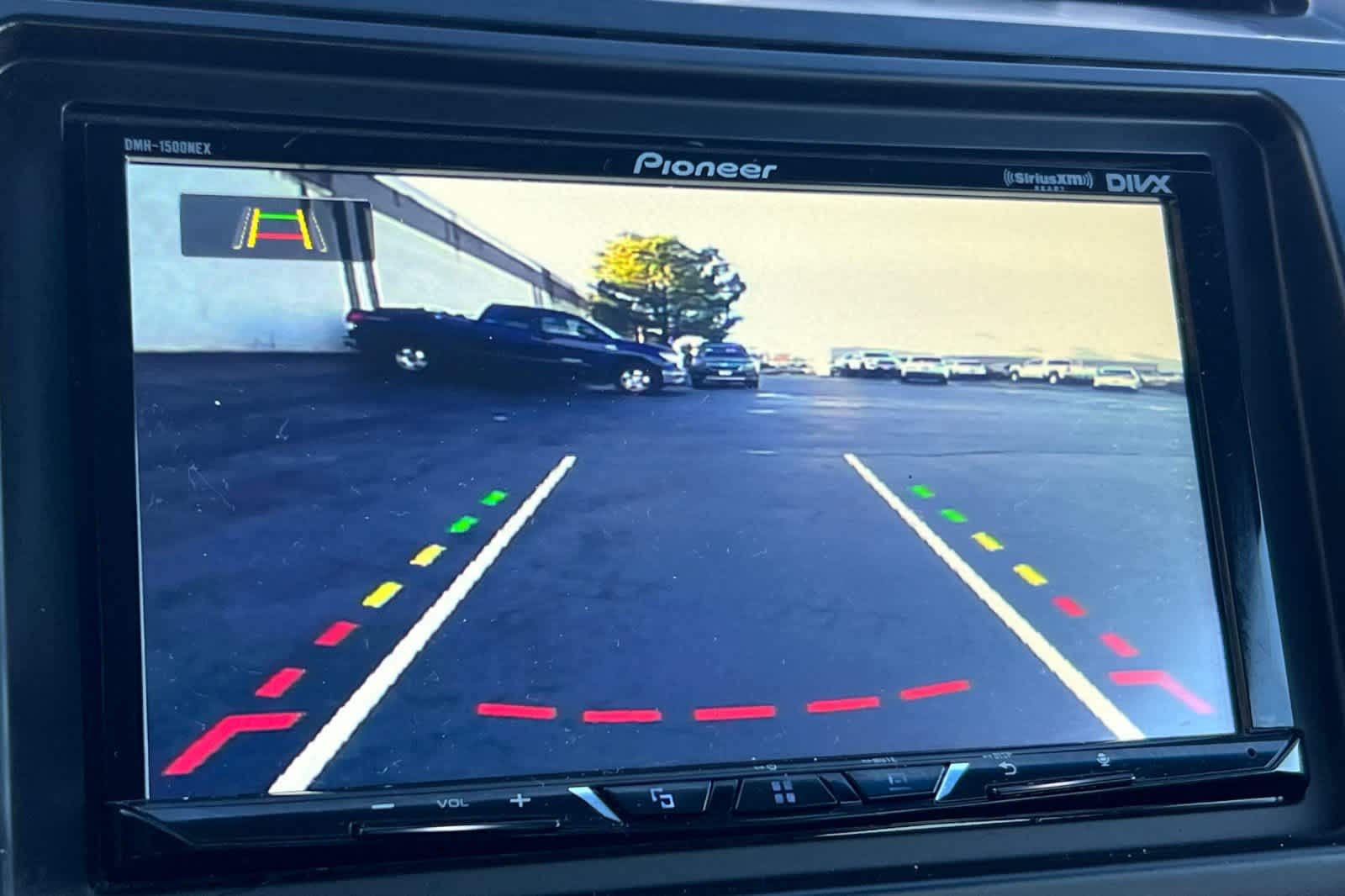 Thumbnail: 2014 Toyota Camry - 19