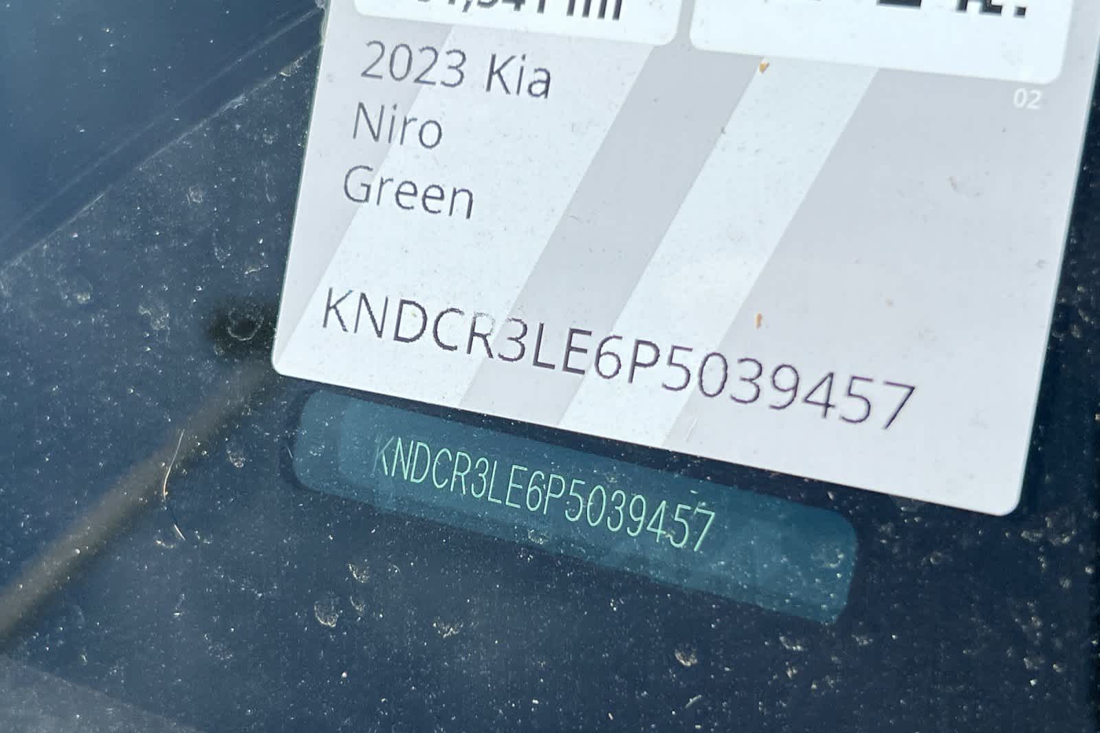 Thumbnail: 2023 Kia Niro - 23