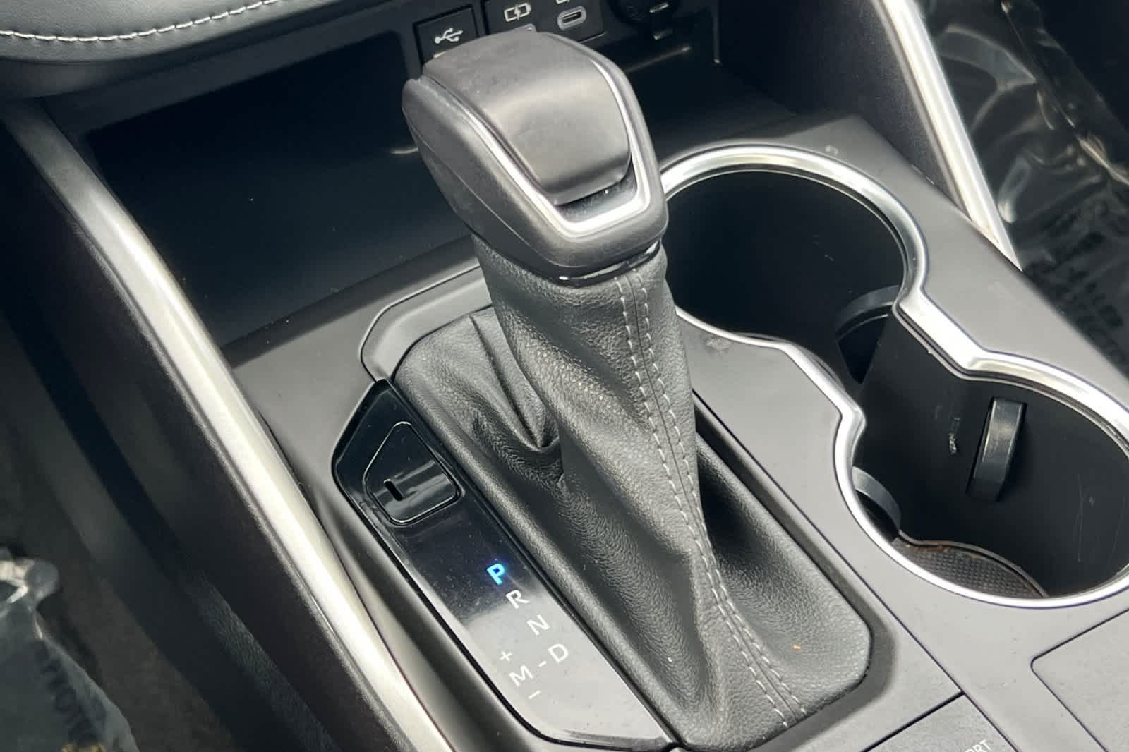 Thumbnail: 2023 Toyota Highlander - 24