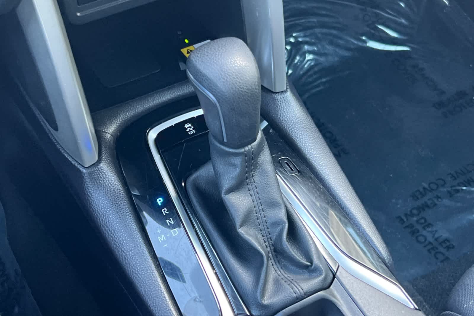 Thumbnail: 2022 Toyota Corolla Cross - 23