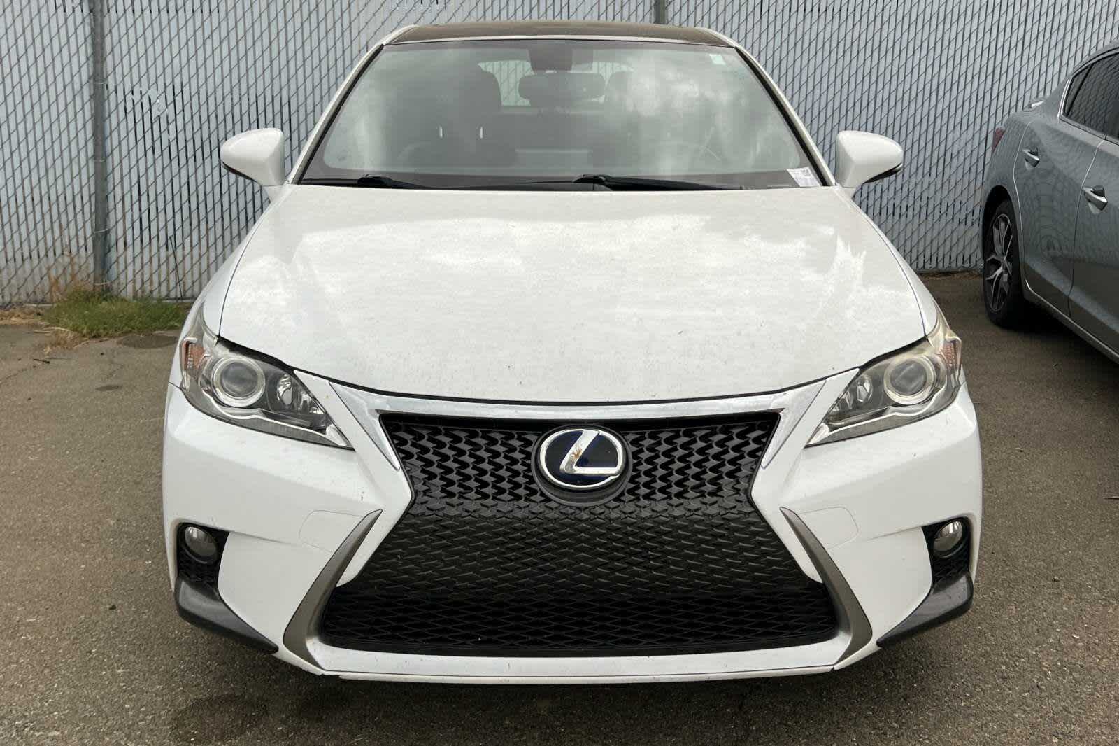 Thumbnail: 2015 Lexus CT - 6