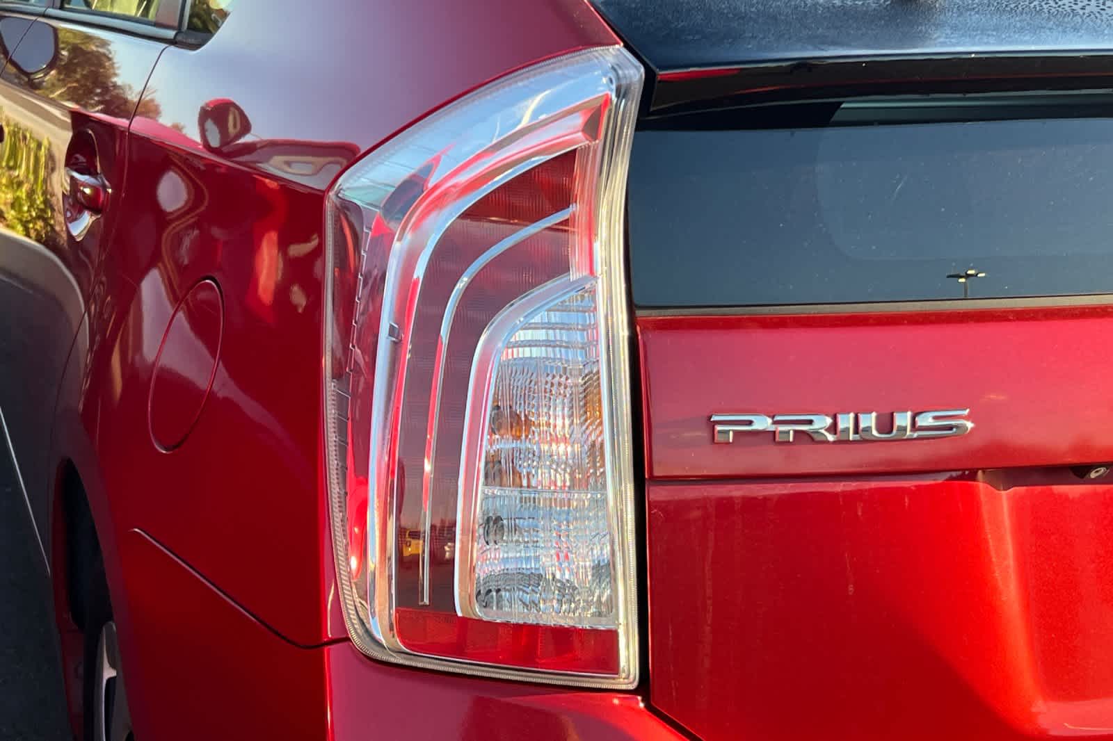 Thumbnail: 2012 Toyota Prius - 15