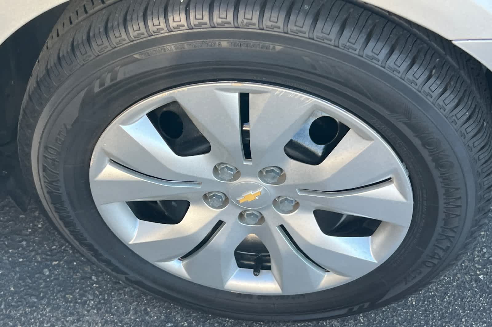 Thumbnail: 2016 Chevrolet Cruze - 17