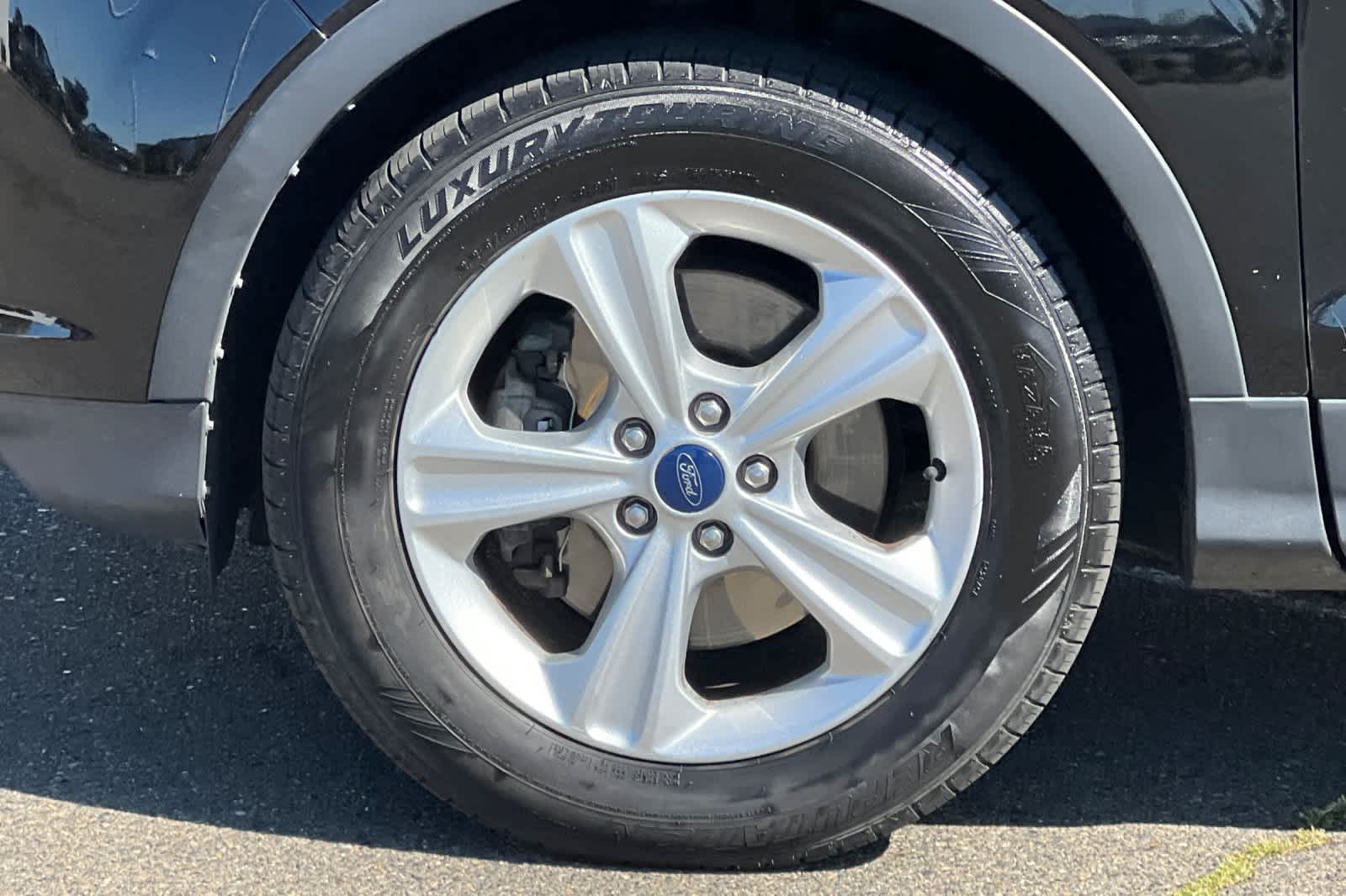 Thumbnail: 2016 Ford Escape - 29