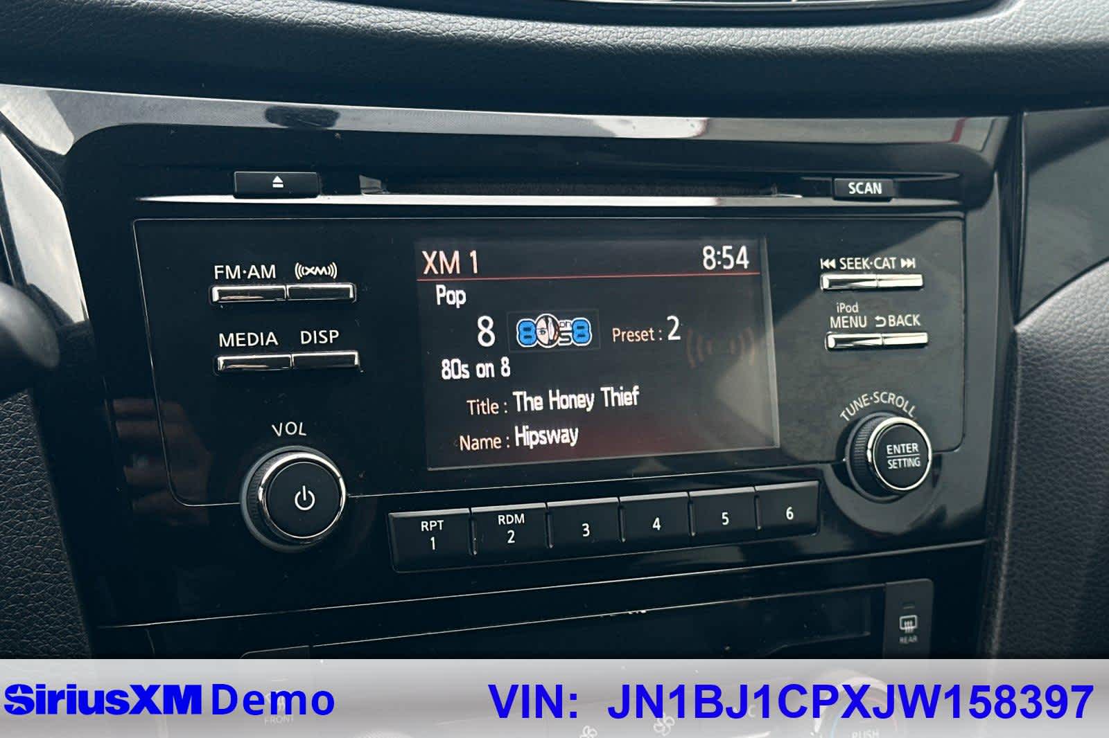 Thumbnail: 2018 Nissan Rogue Sport - 33