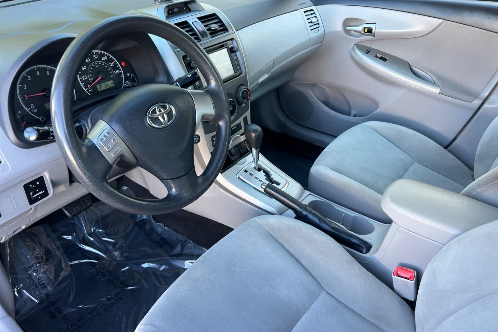 Thumbnail: 2013 Toyota Corolla - 11