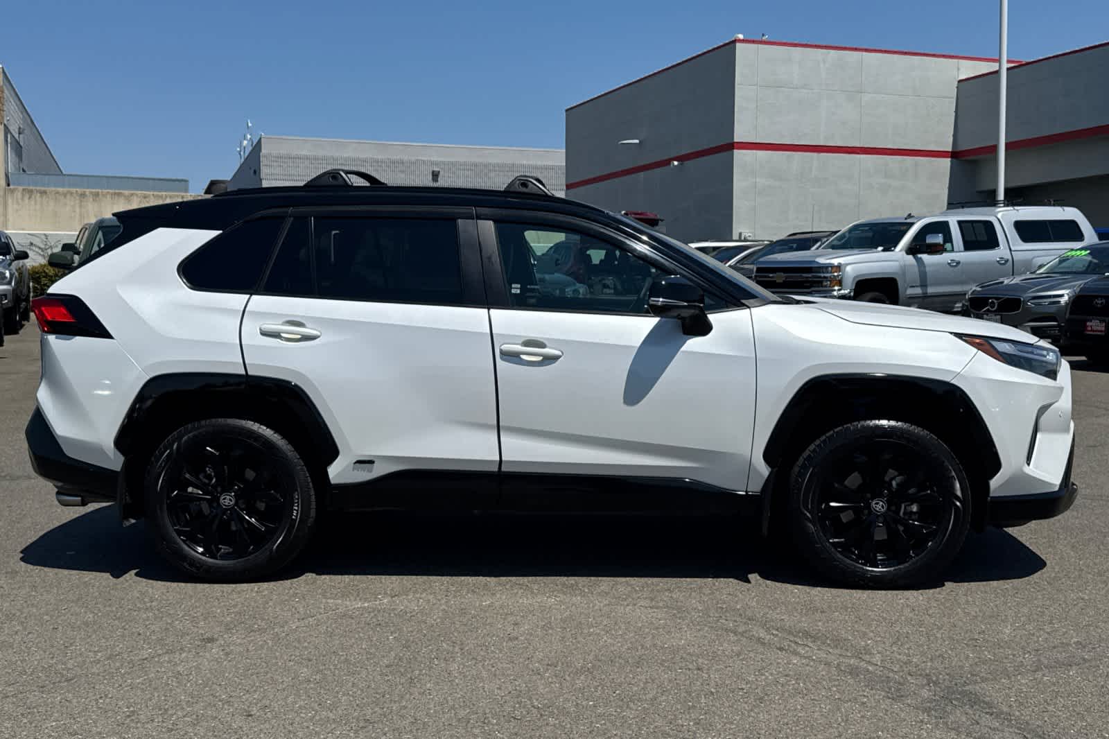 Thumbnail: 2023 Toyota RAV4 - 6