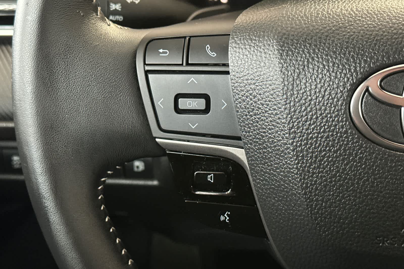 Thumbnail: 2025 Toyota Camry - 25