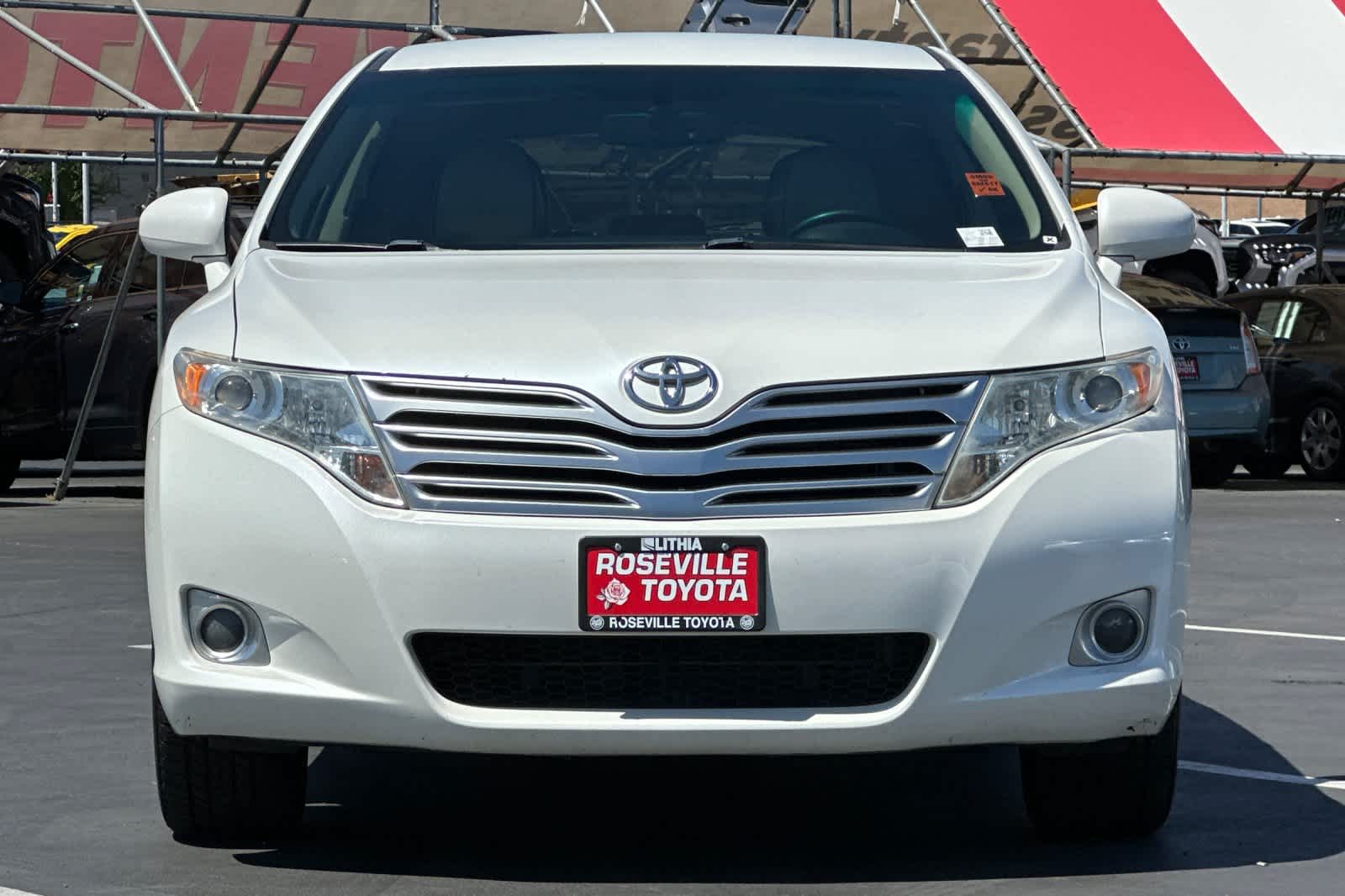 Thumbnail: 2010 Toyota Venza - 10