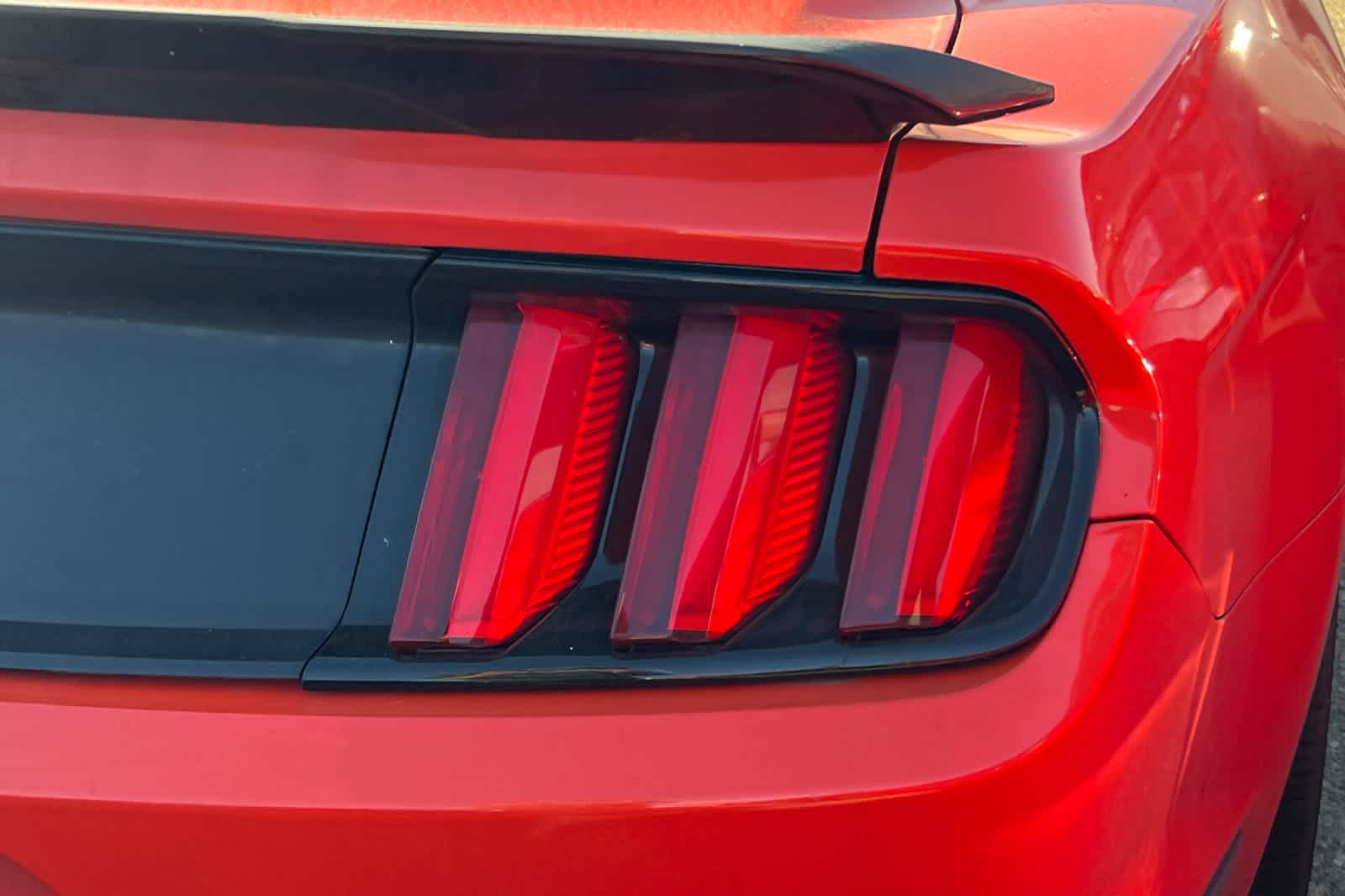 Thumbnail: 2015 Ford Mustang - 18