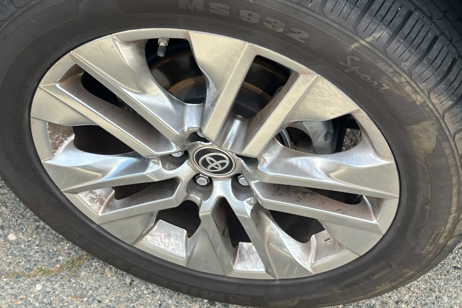 Thumbnail: 2019 Toyota RAV4 - 22