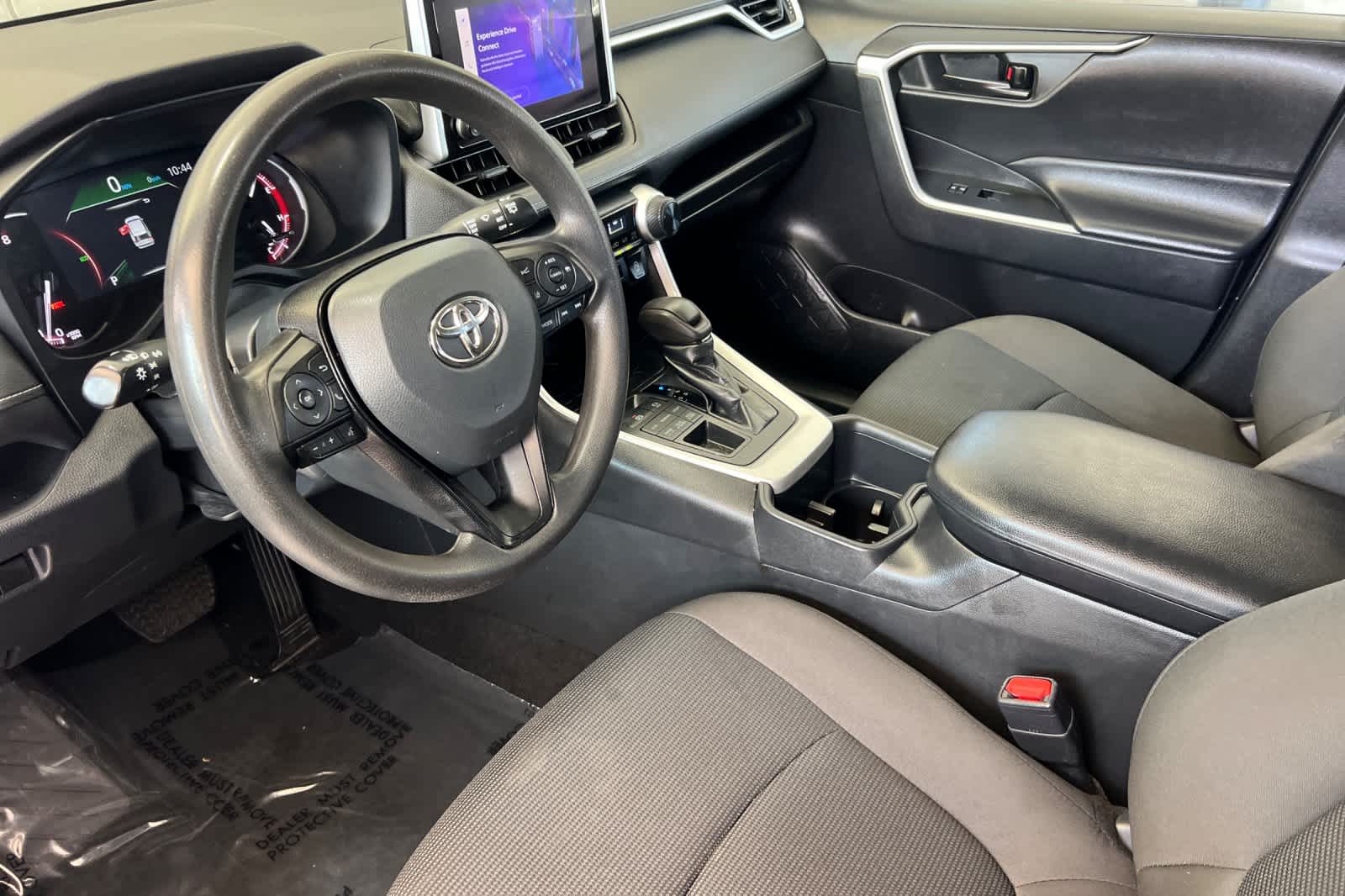 Thumbnail: 2023 Toyota RAV4 - 11