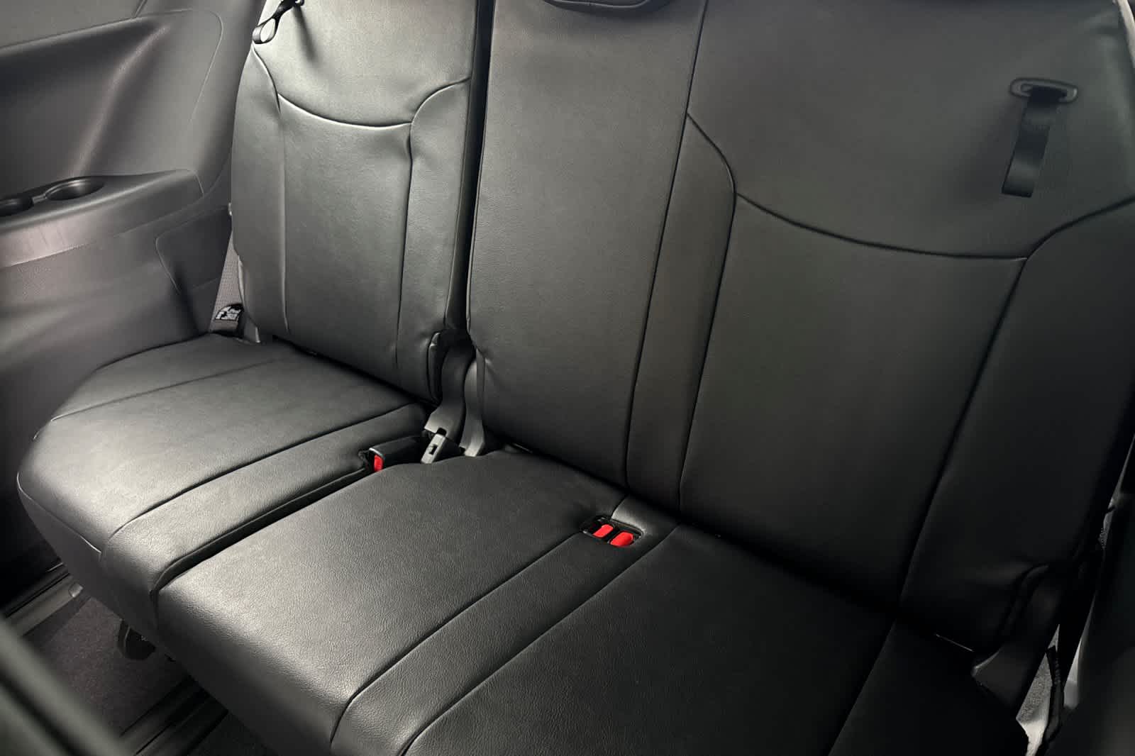 Thumbnail: 2026 Toyota Sienna - 16