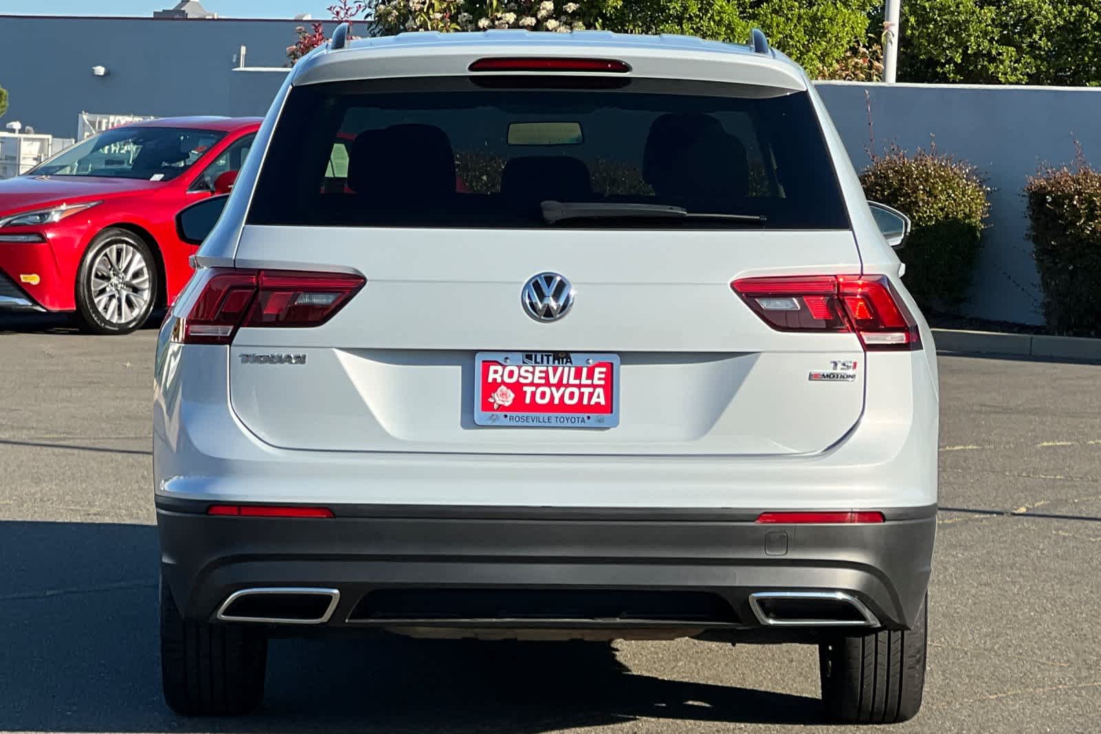 Thumbnail: 2018 Volkswagen Tiguan - 8