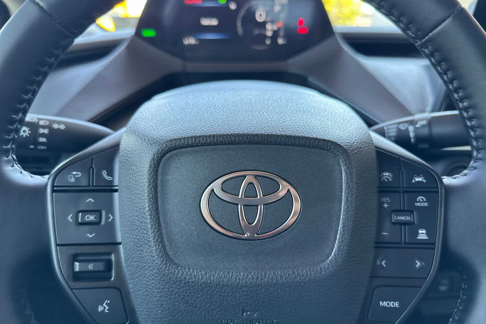 Thumbnail: 2024 Toyota Prius - 24